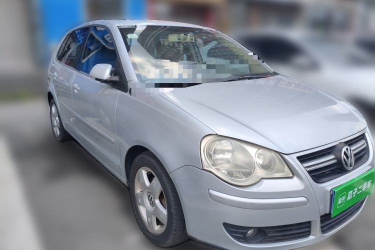 Used Volkswagen Polo 2009 Sporty 1.6L Automatic Model Front Right 45 Deg
