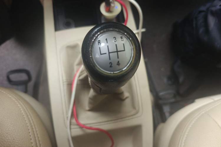 Used Volkswagen Polo 2009 Jingqu 1.6L Manual Elegant Edition Gear Lever