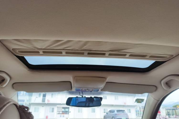 Used Volkswagen Polo 2009 Jingqu 1.4L Automatic Elegant Edition Headliner