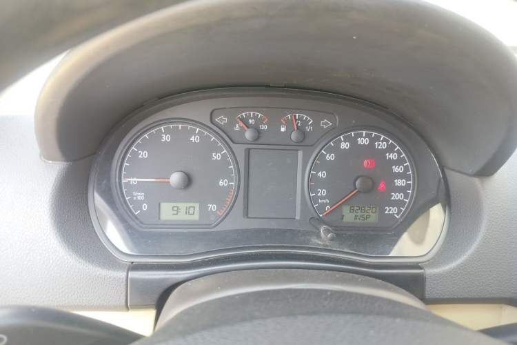 Used Volkswagen Polo 2009 Kica 1.6L Manual Fashion Edition Instrument Cluster