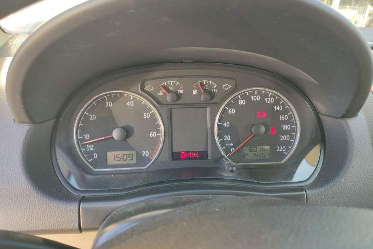 Used Volkswagen Polo 2009 Jingqu 1.6L Automatic Elegant Edition Instrument Cluster