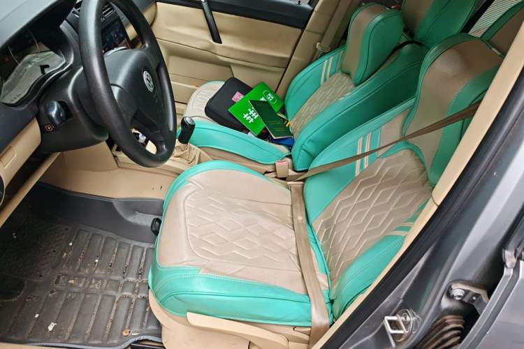 Used Volkswagen Polo 2009 Jingqu 1.4L Manual Elegant Edition Left Front Seat