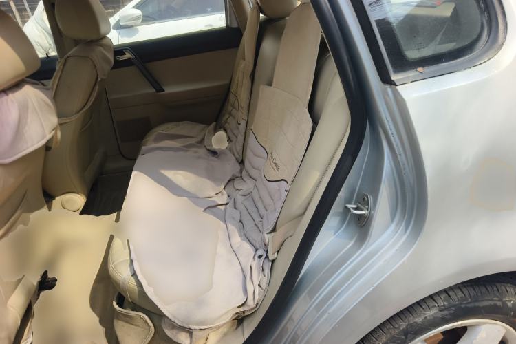 Used Volkswagen Polo 2009 Jingqing 1.6L Automatic Fashion Edition Left Rear Seat