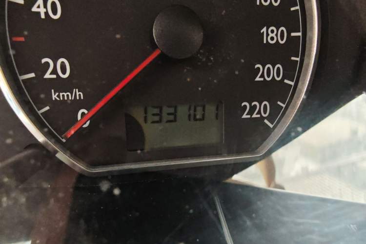 Used Volkswagen Polo 2009 Jingqu 1.4L Manual Elegant Edition Odometer Close Up