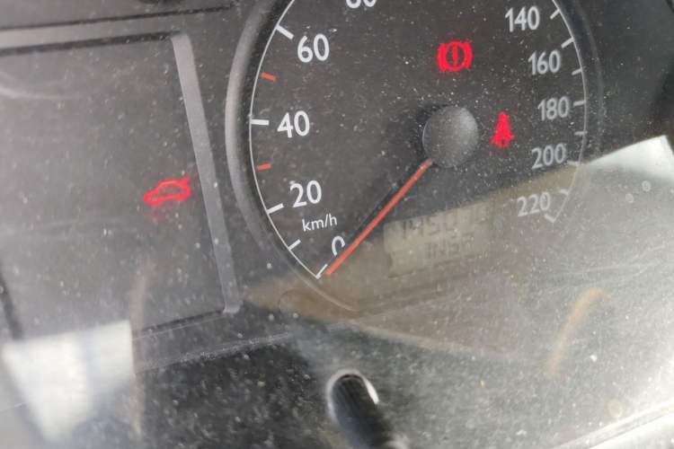 Used Volkswagen Polo 2009 Kica 1.4L Manual Fashion Edition Odometer Close Up