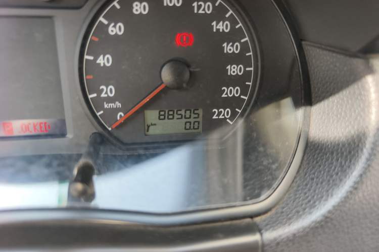 Used Volkswagen Polo 2009 Jingqing 1.6L Automatic Fashion Edition Odometer Close Up
