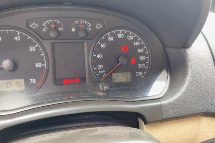 Used Volkswagen Polo 2009 Sporty 1.6L Automatic Model Odometer Close Up