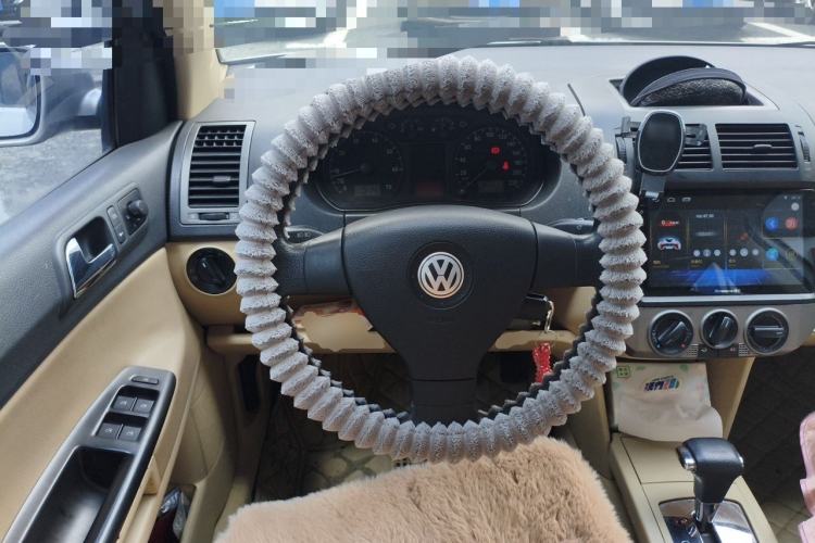 Used Volkswagen Polo 2009 Sporty 1.6L Automatic Model Steering Wheel