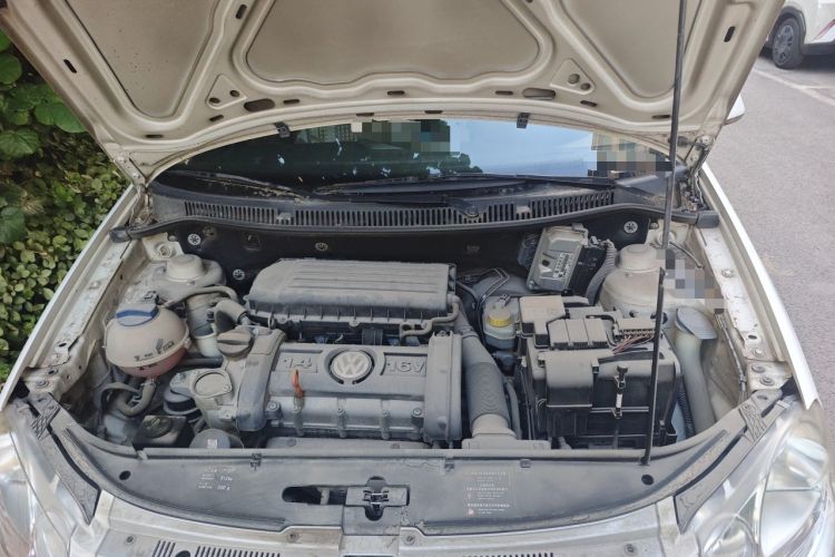 Used Volkswagen Polo 2009 Jingqu 1.4L Automatic Elegant Edition Engine Bay