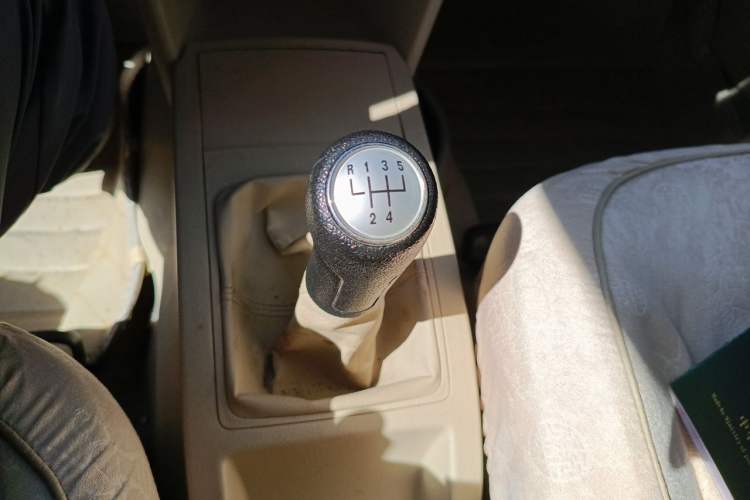 Used Volkswagen Polo 2009 Jingqu 1.4L Manual Elegant Edition Gear Lever
