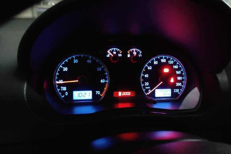 Used Volkswagen Polo 2009 Sporty 1.6L Automatic Model Instrument Cluster