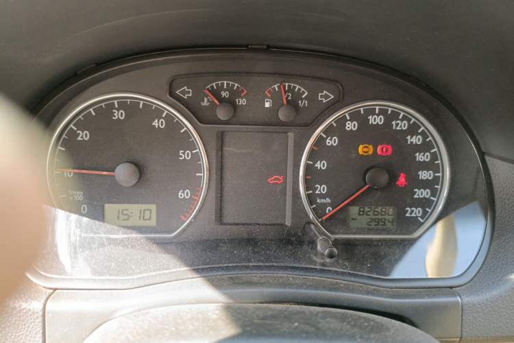 Used Volkswagen Polo 2009 Jingqu 1.4L Manual Elegant Edition Instrument Cluster