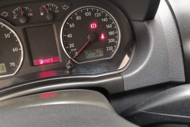 Used Volkswagen Polo 2009 Sporty 1.6L Automatic Model Odometer Close Up