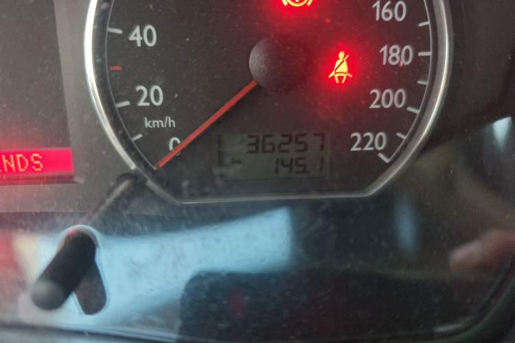Used Volkswagen Polo 2009 Jingqu 1.4L Automatic Elegant Edition Odometer Close Up
