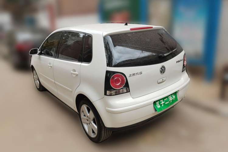 Used Volkswagen Polo 2009 Sporty 1.6L Automatic Model Rear Left 45 Deg