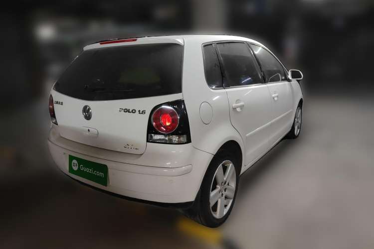 Used Volkswagen Polo 2009 Sporty 1.6L Automatic Model Rear Right 45 Deg