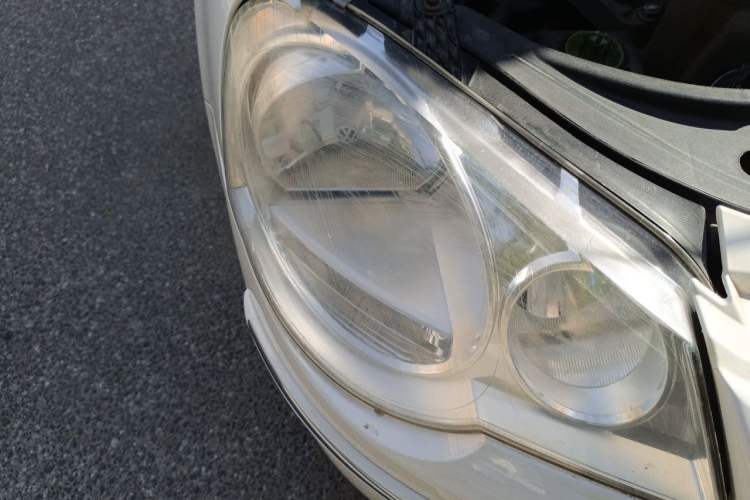 Used Volkswagen Polo 2009 Jingqu 1.4L Manual Elegant Edition Right Front Headlight
