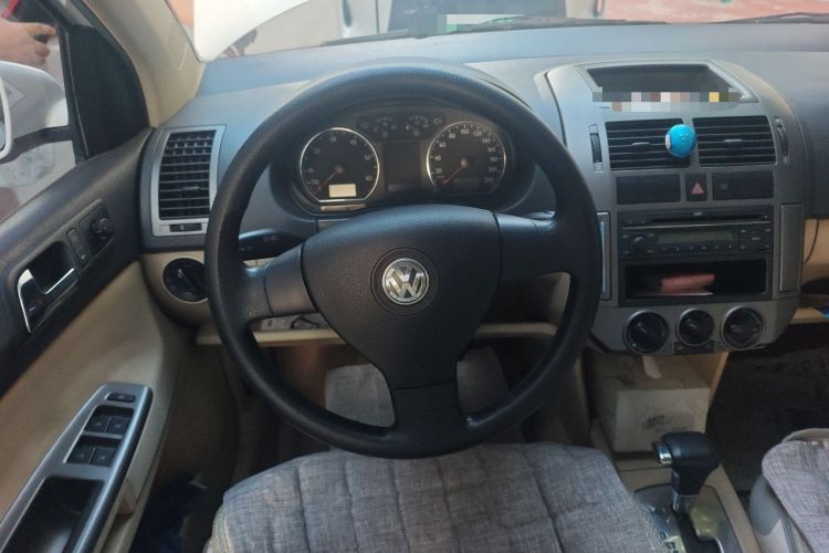 Used Volkswagen Polo 2009 Jingqu 1.4L Automatic Elegant Edition Steering Wheel