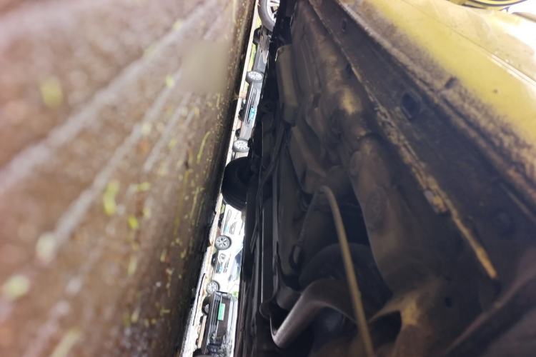 Used Volkswagen Polo 2009 Jingqing 1.4L Automatic Shushang Edition Chassis Rear Left