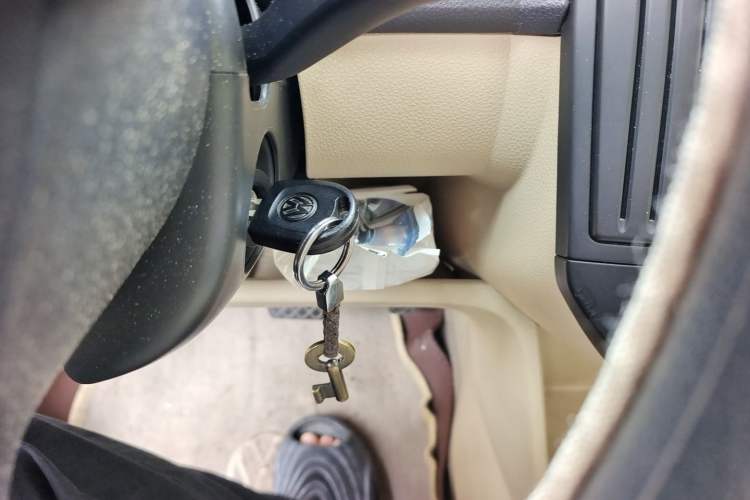 Used Volkswagen Polo 2009 Jingqing 1.4L Automatic Shushang Edition Vehicle Key