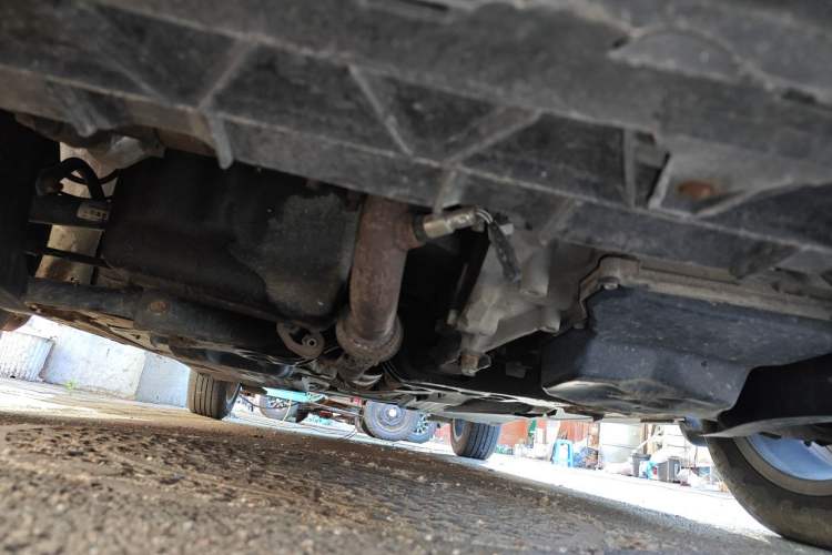 Used Volkswagen Polo 2011 1.6L Automatic ZhiKu Edition Chassis Front