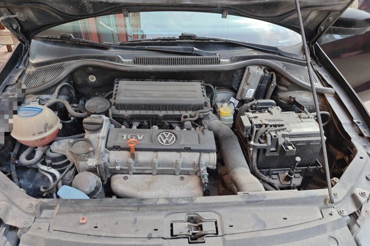 Used Volkswagen Polo 2011 1.6L Automatic ZhiKu Edition Engine Bay