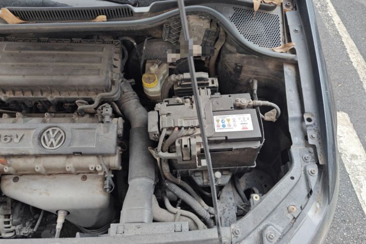 Used Volkswagen Polo 2011 1.6L Automatic ZhiShang Version Engine Bay Left