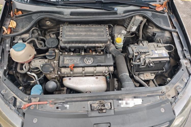 Used Volkswagen Polo 2011 1.4L Manual ZhiShang Edition Engine Bay