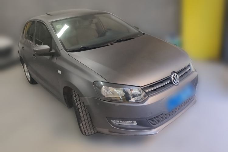 Used Volkswagen Polo 2011 1.4L Automatic ZhiShang Version Front Right 45 Deg