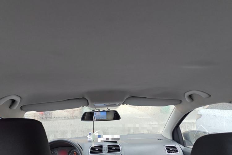 Used Volkswagen Polo 2011 1.6L Automatic ZhiShang Version Headliner
