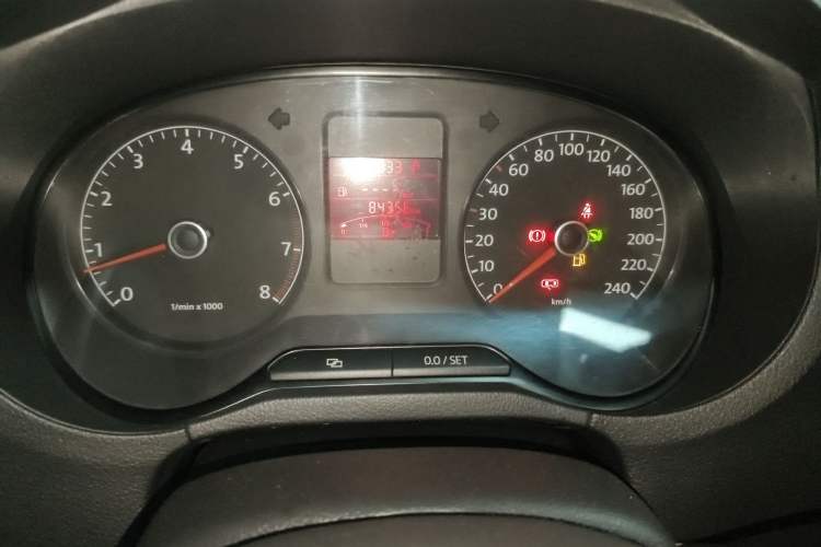 Used Volkswagen Polo 2011 1.4L Automatic ZhiShang Version Instrument Cluster