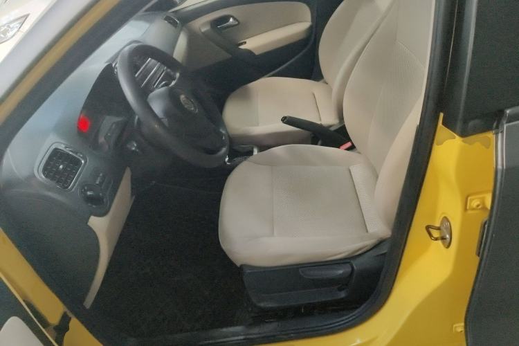 Used Volkswagen Polo 2011 1.4L Automatic ZhiShang Version Left Front Seat