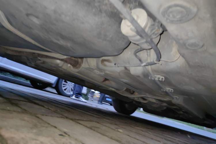 Used Volkswagen Polo 2011 Jingqu 1.6L Manual - Real Cool Edition Chassis Rear Right