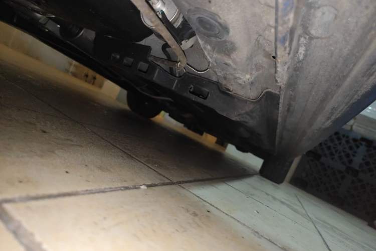 Used Volkswagen Polo 2011 1.6L Automatic ZhiShang Version Chassis Rear Right