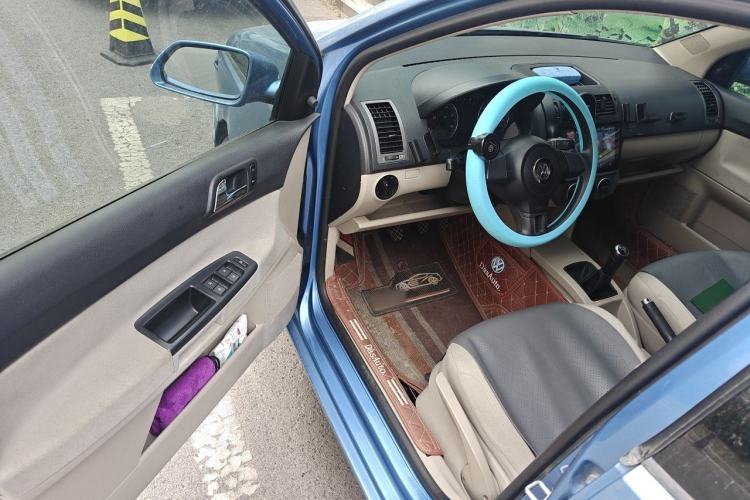 Used Volkswagen Polo 2011 Jingqu 1.4L Manual Shishang Edition Driver Seat