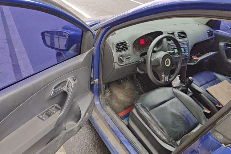Used Volkswagen Polo 2011 1.4L Manual ZhiLe Edition Driver Seat
