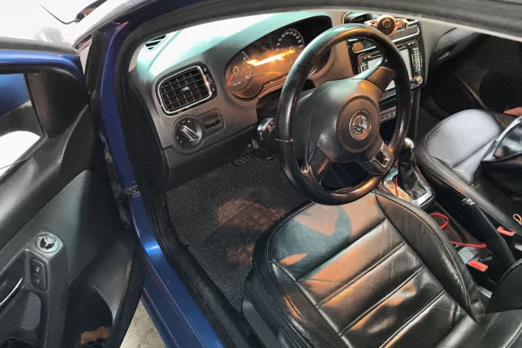 Used Volkswagen Polo 2011 1.4L Automatic ZhiCool Edition Driver Seat