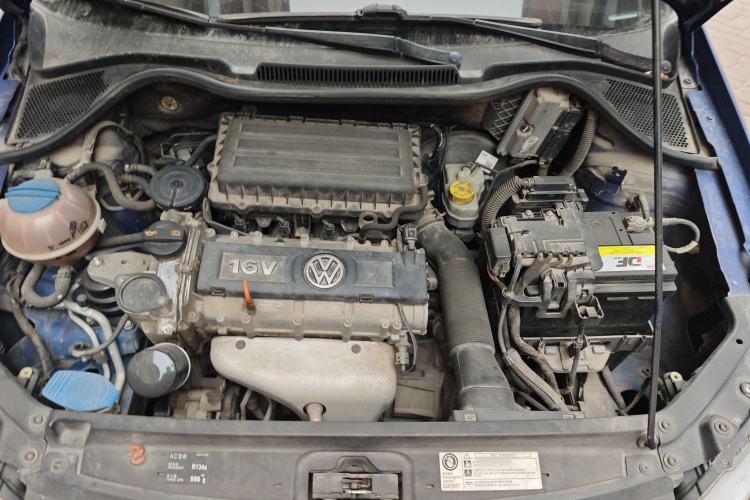 Used Volkswagen Polo 2011 1.6L Automatic ZhiShang Version Engine Bay