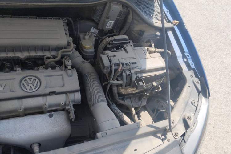 Used Volkswagen Polo 2011 1.4L Automatic ZhiCool Edition Engine Bay Left