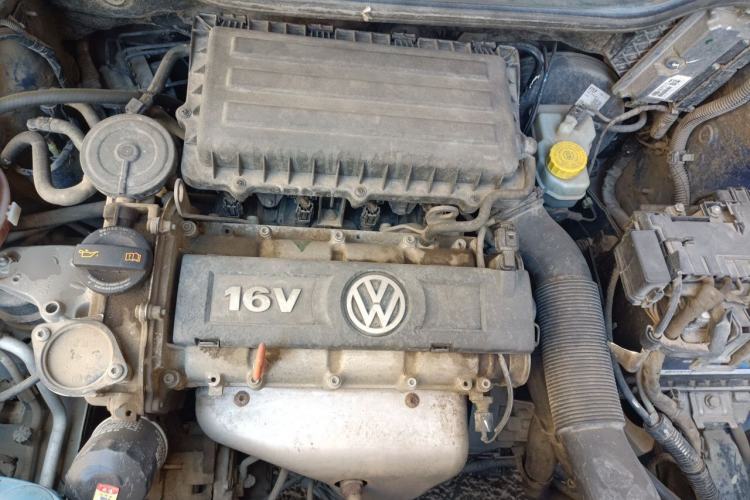 Used Volkswagen Polo 2011 1.4L Manual ZhiLe Edition Engine Bay