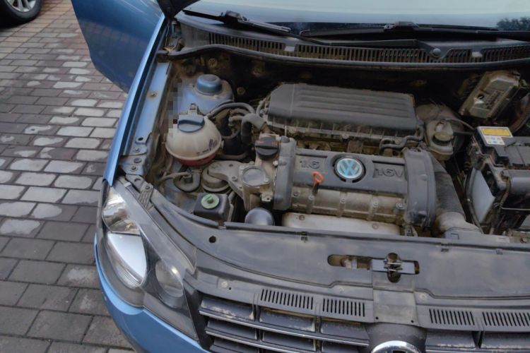 Used Volkswagen Polo 2011 Jingqu 1.6L Manual - Real Cool Edition Engine Bay Right