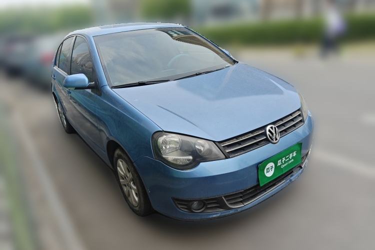 Used Volkswagen Polo 2011 Jingqu 1.4L Manual Shishang Edition Front Right 45 Deg