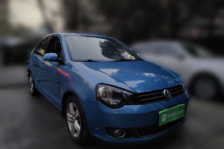 Used Volkswagen Polo 2011 Jingqu 1.6L Manual - Real Cool Edition Front Right 45 Deg