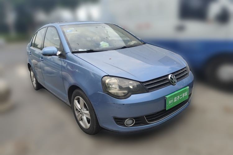 Used Volkswagen Polo 2011 Jingqu 1.6L Automatic Siku Edition Front Right 45 Deg
