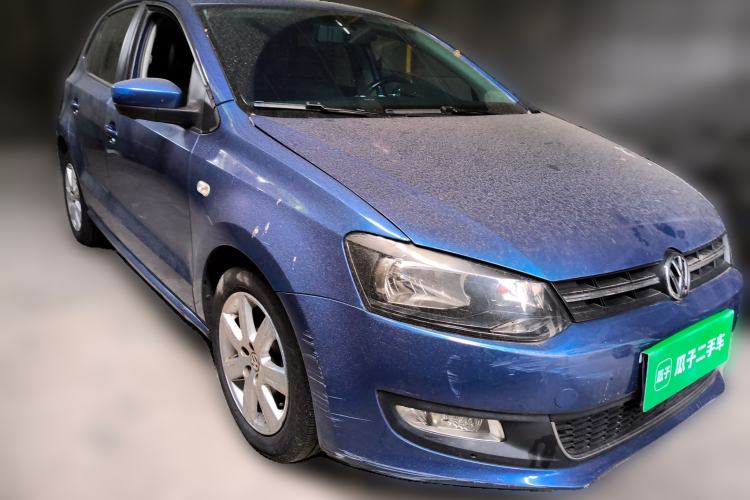 Used Volkswagen Polo 2011 1.4L Automatic ZhiCool Edition Front Right 45 Deg