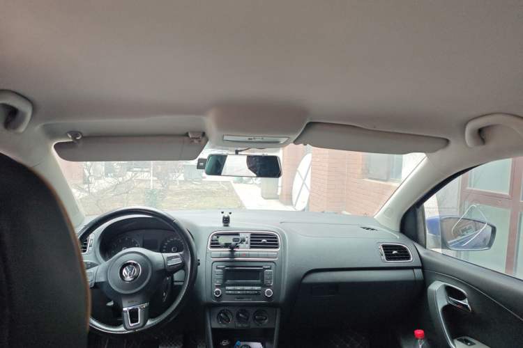 Used Volkswagen Polo 2011 1.6L Automatic ZhiShang Version Headliner