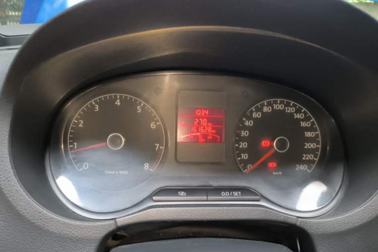 Used Volkswagen Polo 2011 1.4L Manual ZhiShang Edition Instrument Cluster