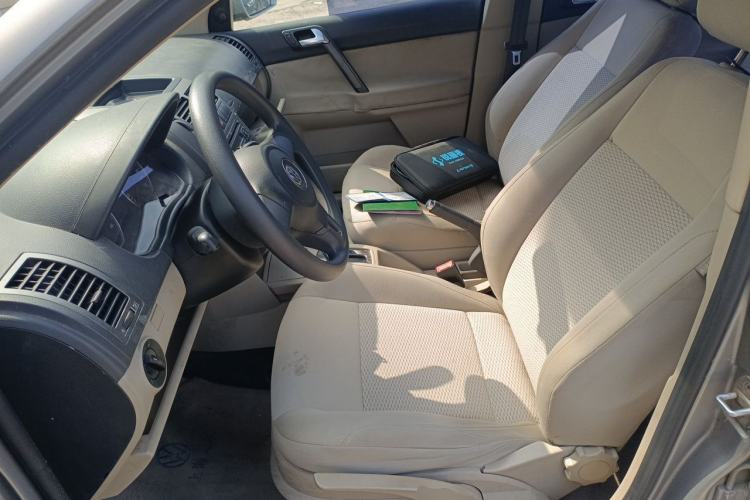 Used Volkswagen Polo 2011 Jingqu 1.4L Automatic Shishang Edition Left Front Seat