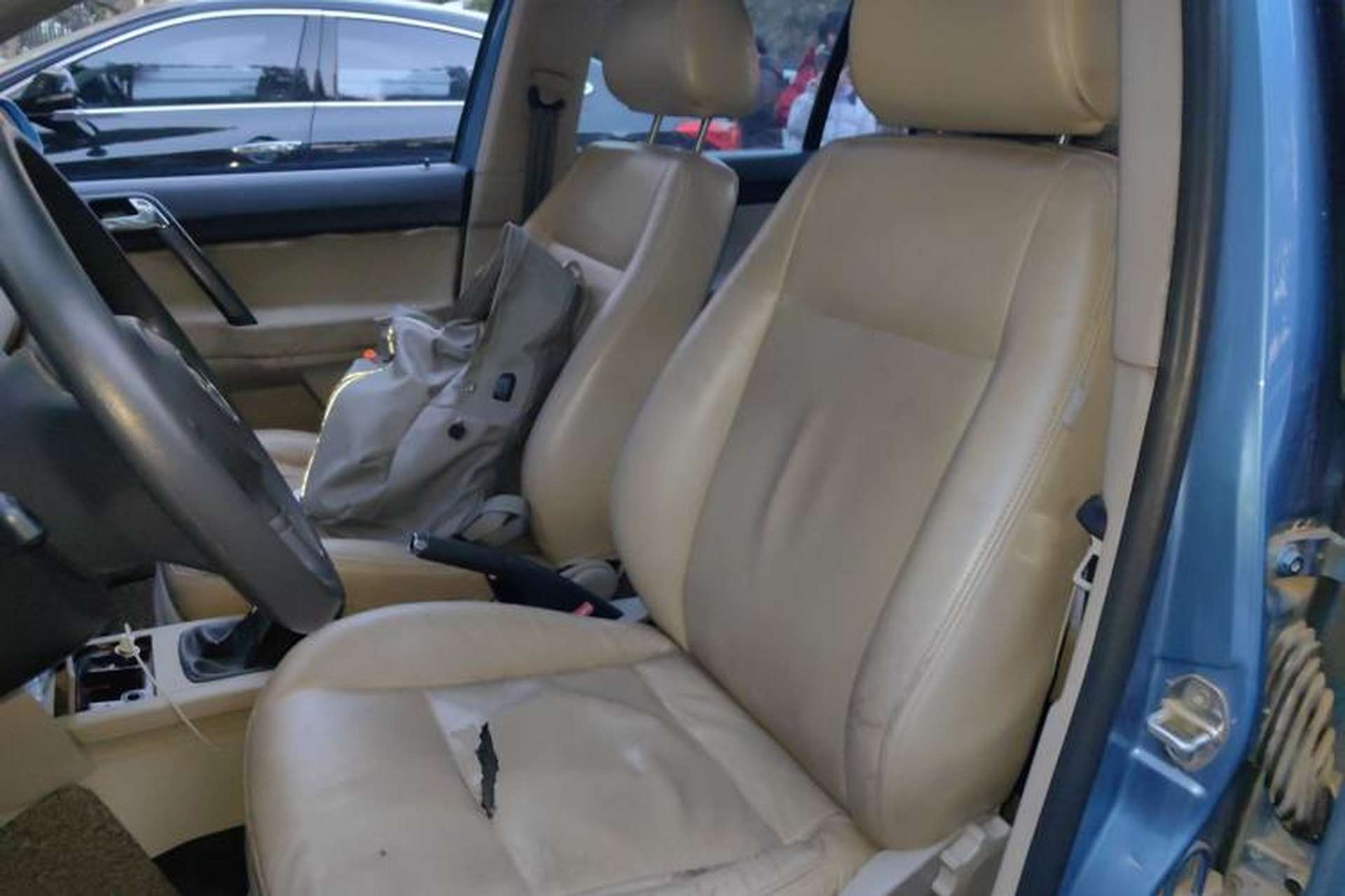 Used Volkswagen Polo 2011 Jingqu 1.6L Manual - Real Cool Edition Left Front Seat