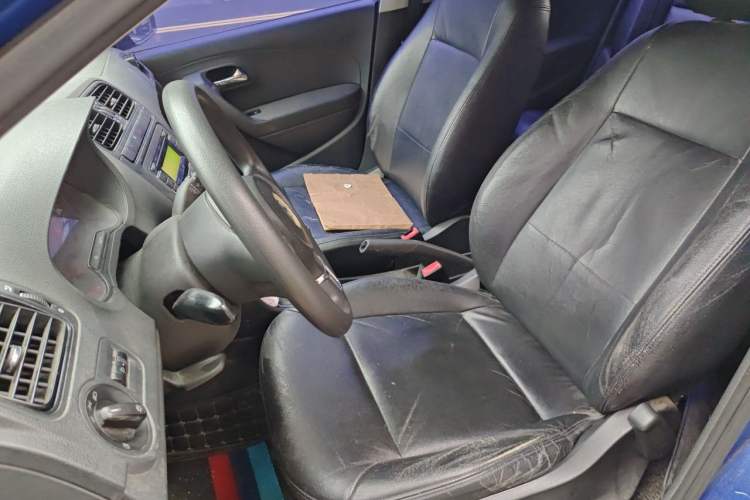 Used Volkswagen Polo 2011 1.4L Manual ZhiLe Edition Left Front Seat